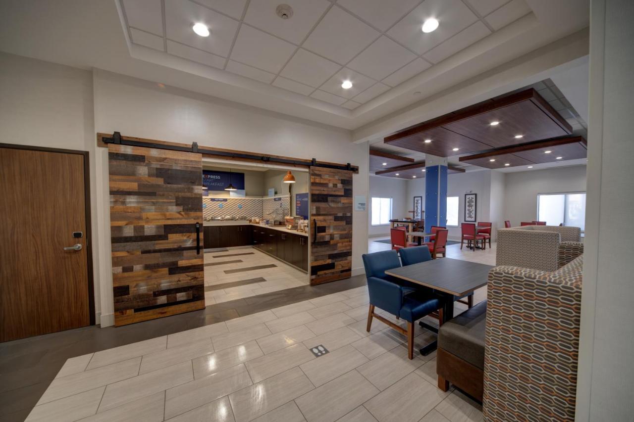 Holiday Inn Express Hotel & Suites Oklahoma City-West Yukon By Ihg Buitenkant foto